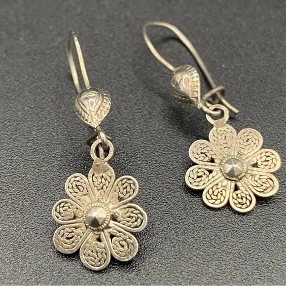 Oxidized Turkish Silver Filigree Floral Artisan Earrings - Picture 1 of 8